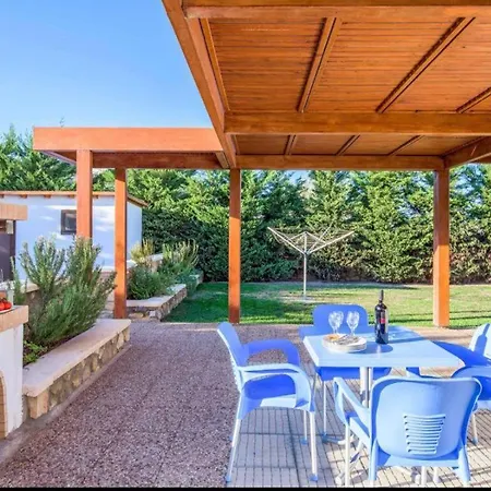 Chromata Luxury Villas *